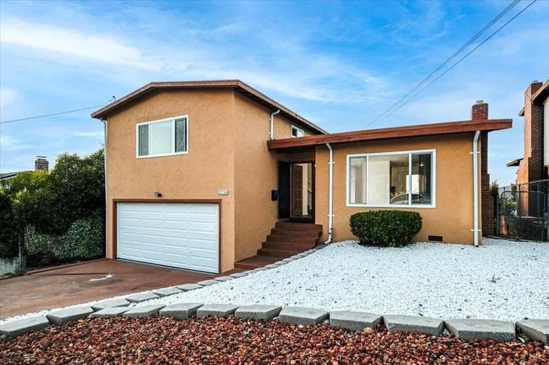 2936 Pickford Way, Hayward, CA 94541
