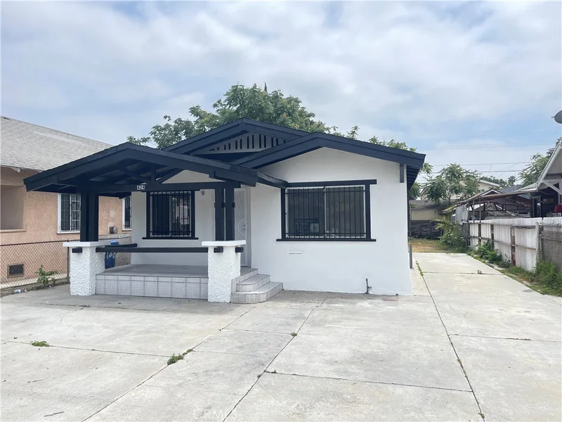 424 E 60th Street, Los Angeles, CA 90003