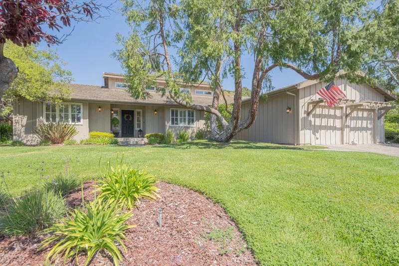 25547 Meadowview Circle, Salinas, CA 93908