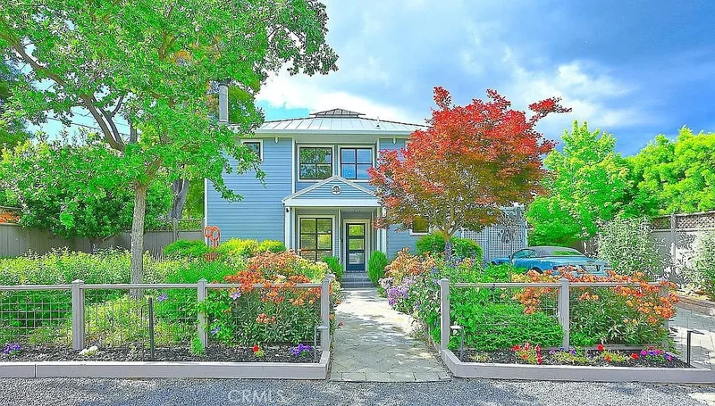 2031 Adams Street