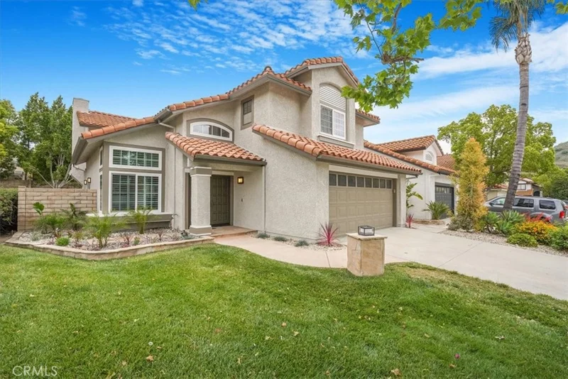 450 Pesaro Street, Oak Park, CA 91377