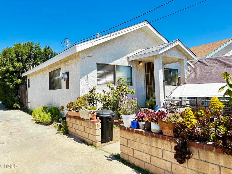 11369 Aster Street, Ventura, CA 93004