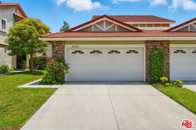 12252 High Glen Way, Porter Ranch, CA 91326