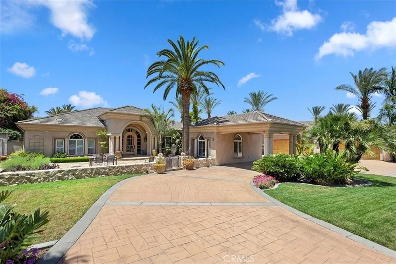 115 S Leola Way, Anaheim Hills, CA 92807