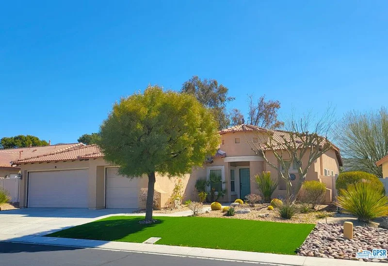 9122 Silver Star Avenue, Desert Hot Springs, CA 92240