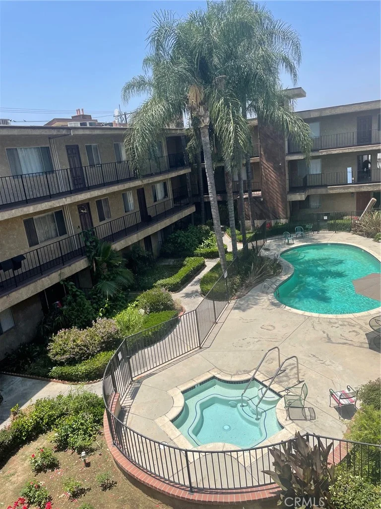 8505 Columbus Avenue 316, North Hills, CA 91343