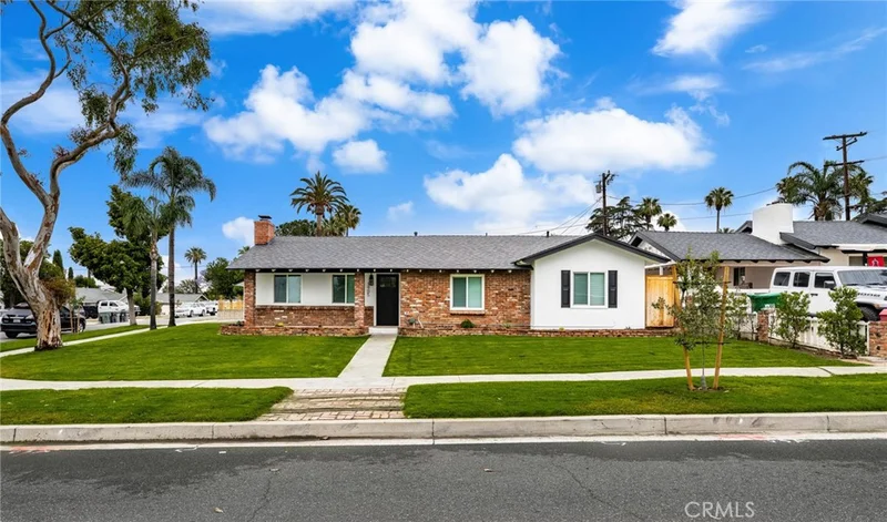 1905 Davis Street, Corona, CA 92882