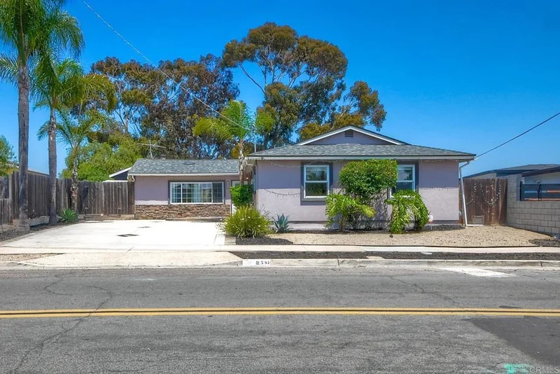 2581 Meadow Lark Dr., San Diego, CA 92123