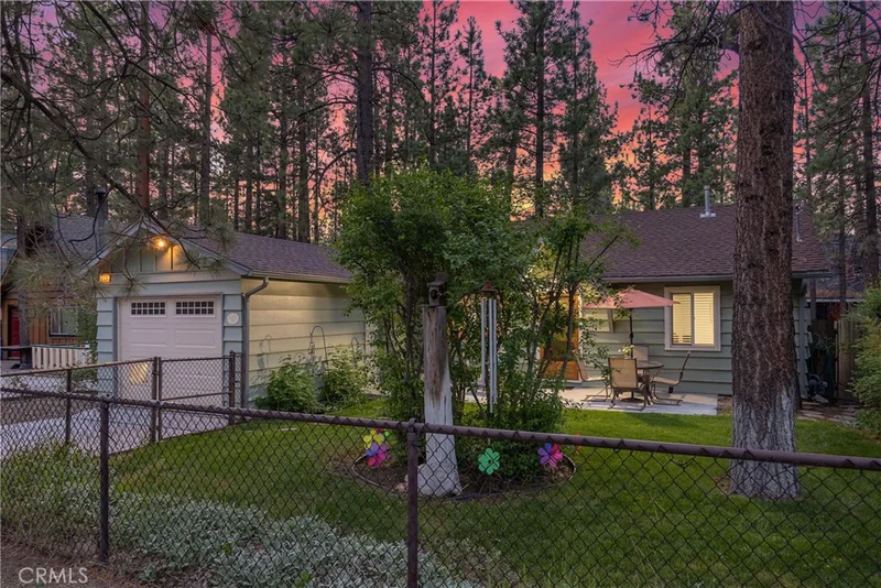 913 W Rainbow Boulevard, Big Bear City, CA 92314