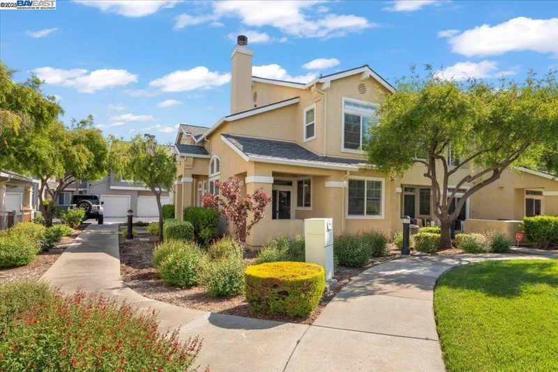 253 Bellington Cmn 1, Livermore, CA 94551