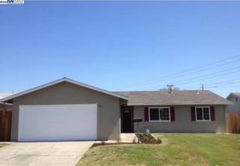 7879 Ann Arbor Way, Sacramento, CA 95832