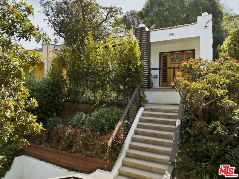 1140 N Coronado Street, Los Angeles, CA 90026