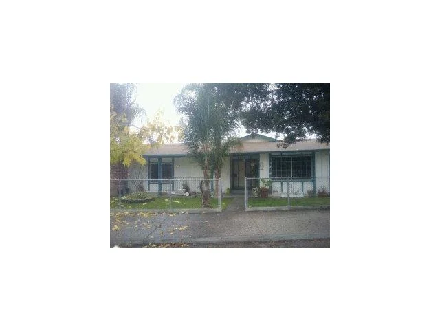 2714 Flory, San Jose, CA 95121
