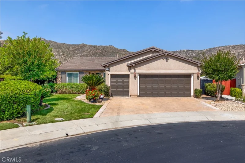 8491 Maruyama Drive, Hemet, CA 92545