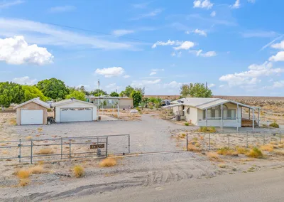 101815 Sea Breeze Drive photo 2