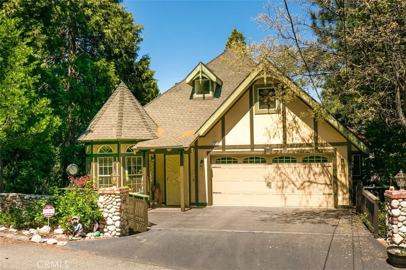 430 Rainier Rd., Lake Arrowhead, CA 92352