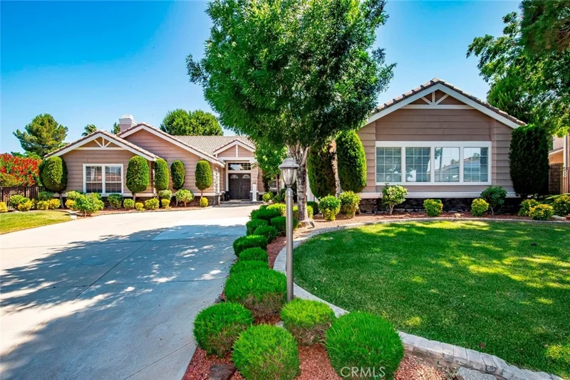 5618 Gardendale Lane, Palmdale, CA 93551