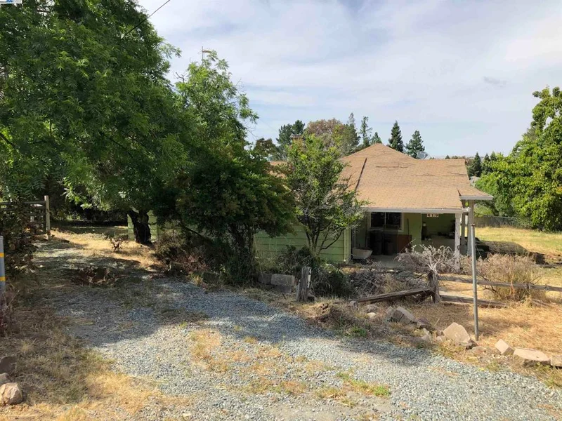 419 Las Lomas Way, Walnut Creek, CA 94598