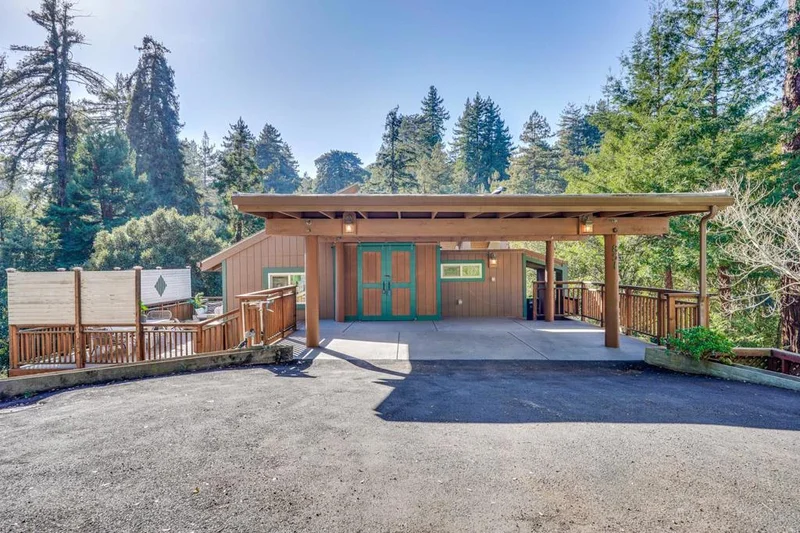 851 Burns Avenue, Aptos, CA 95003
