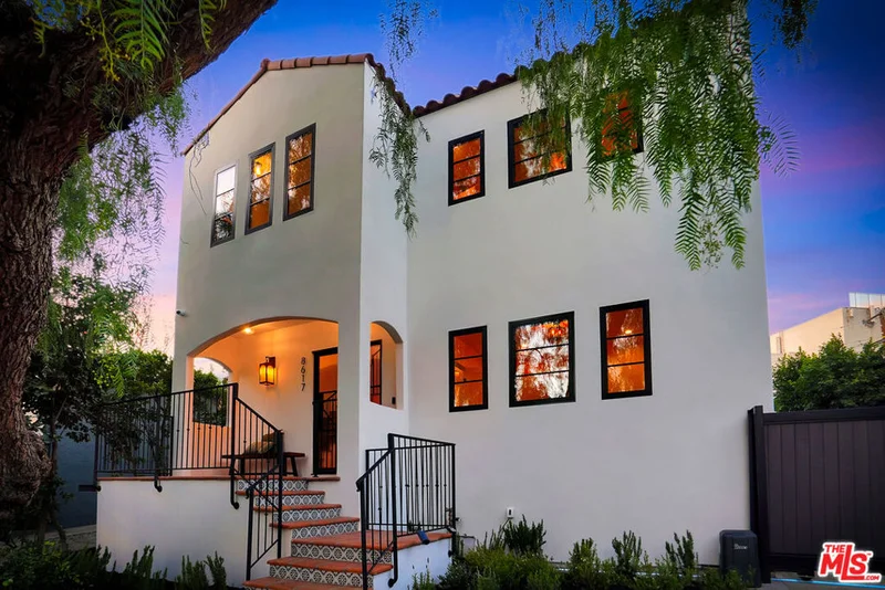 8617 Rugby Drive, West Hollywood, CA 90069