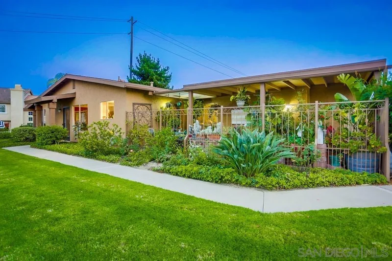 1010 Turnstone Way, Oceanside, CA 92057