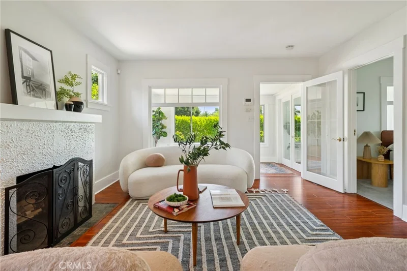 1241 Bresee Avenue, Pasadena, CA 91104