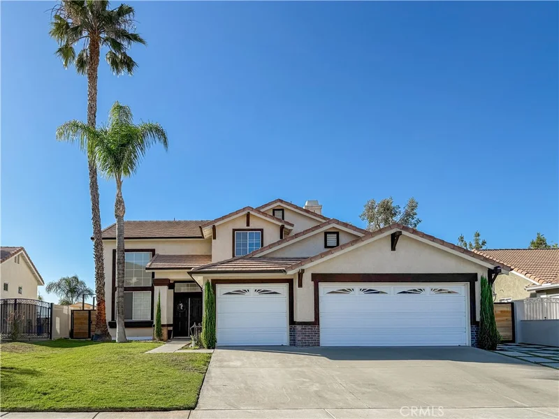 795 Donatello Drive, Corona, CA 92882