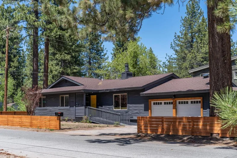 941 Sunset Drive, South Lake Tahoe, CA 96150