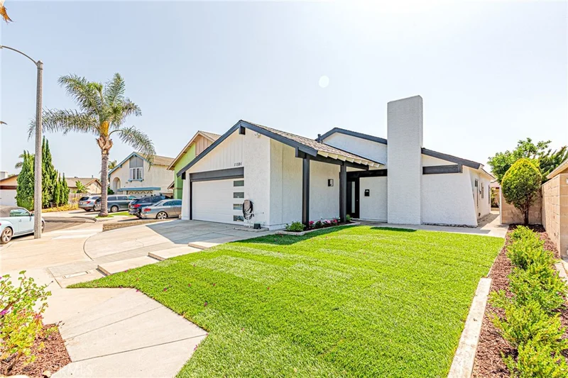 11591 Palawan Street, Cypress, CA 90630