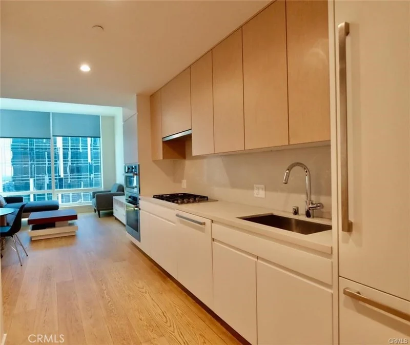 877 Francisco Street 1903, Los Angeles, CA 90017
