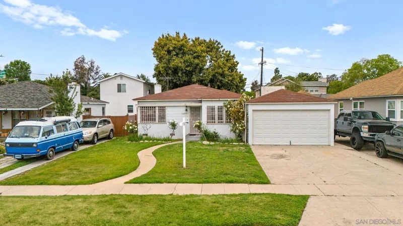 2755 Kelton, Los Angeles, CA 90064