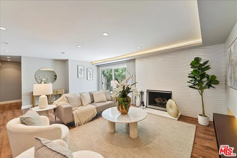 866 Sierra Madre Villa Avenue, Pasadena, CA 91107