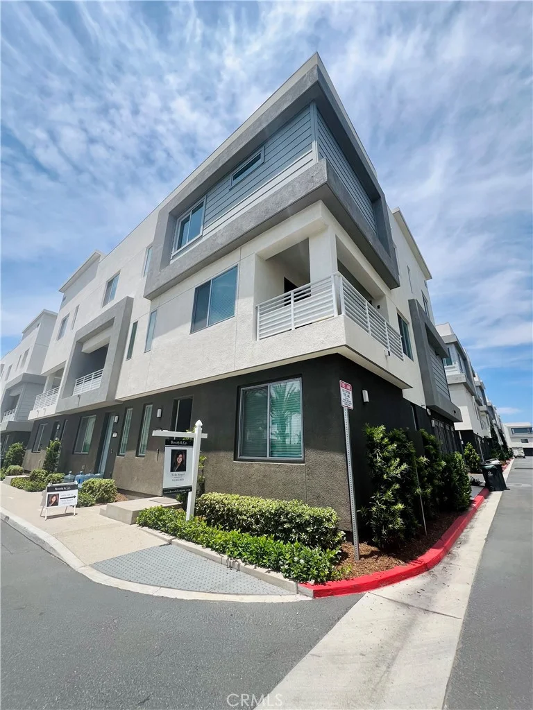 1886 S Westside Drive 57, Anaheim, CA 92805
