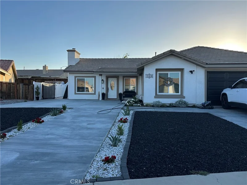 12436 Del Amo Way, Victorville, CA 92392