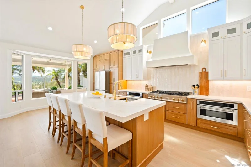 11475 Eastridge Pl, San Diego, CA 92131