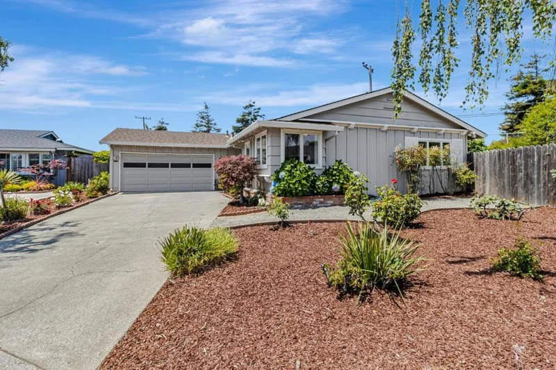 1873 Bahia Street, San Mateo, CA 94403