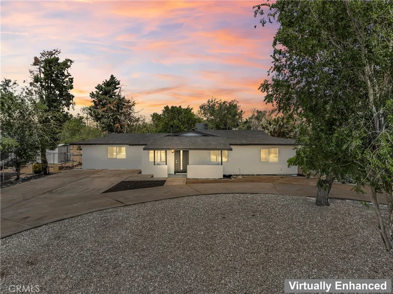 10352 Lincoln Avenue, Hesperia, CA 92345
