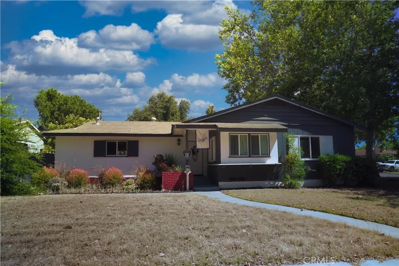 8570 Harmony Lane, Riverside, CA 92504