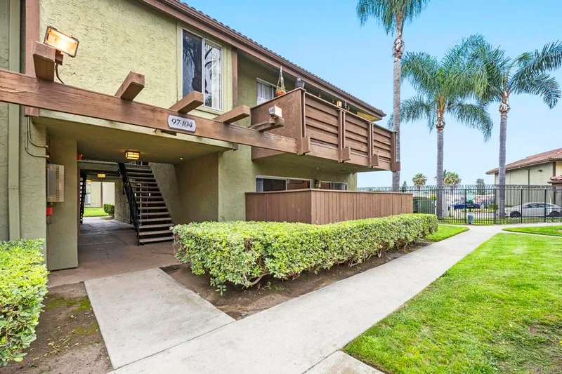 615 Fredricks Avenue 103, Oceanside, CA 92058