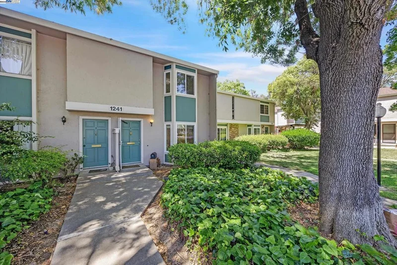 1241 Pine Creek Way F, Concord, CA 94520
