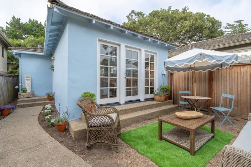 Ocean And Guadalupe Avenue, Carmel, CA 93923