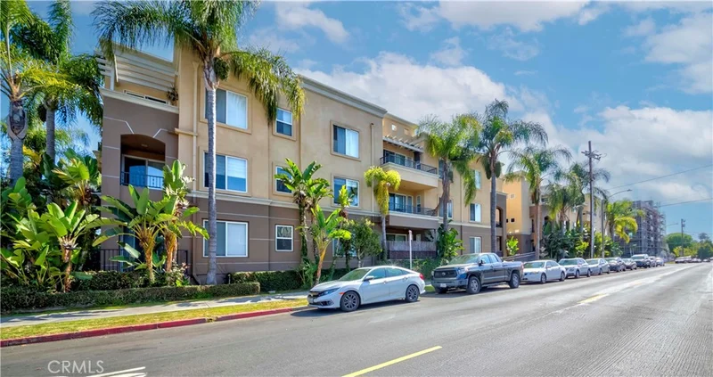 4568 W 1st Street 203, Los Angeles, CA 90004