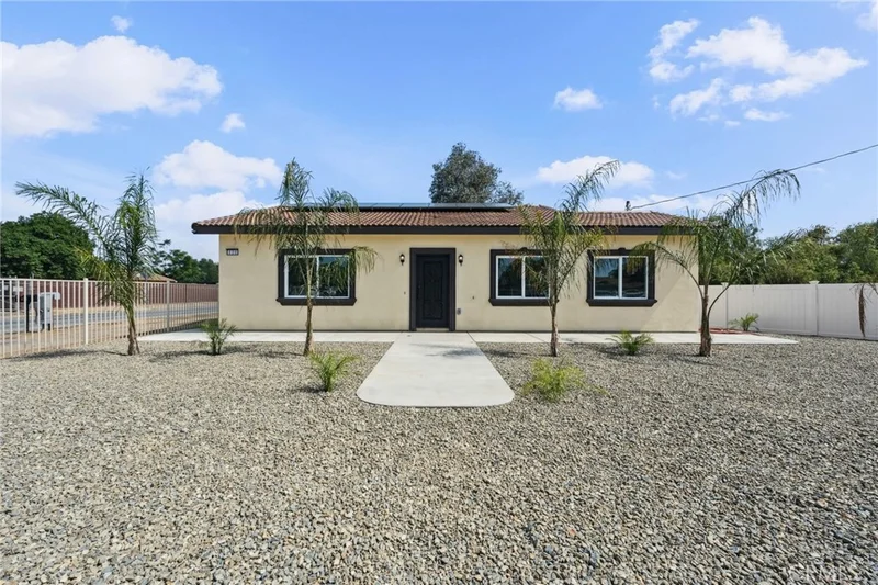 630 Orange Avenue, Perris, CA 92571
