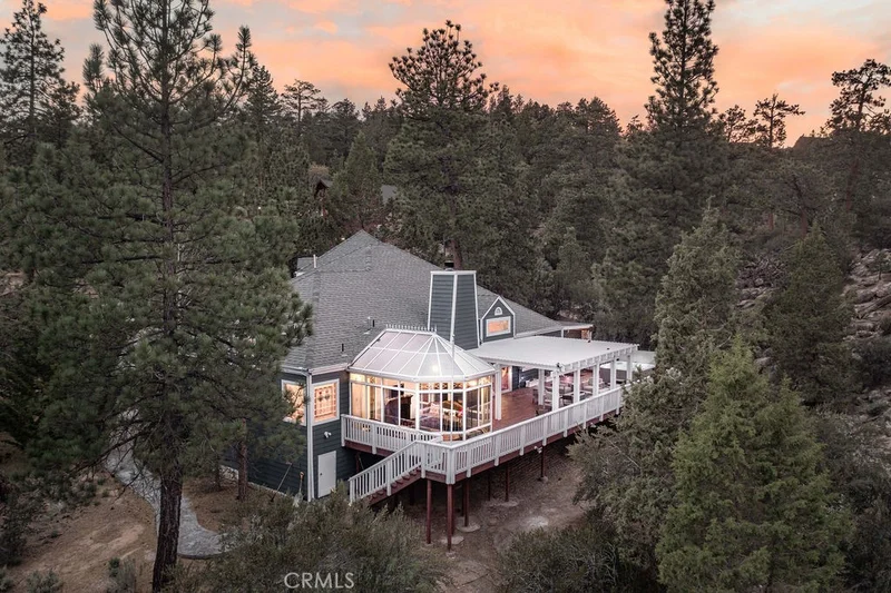 255 Echo Hill Road, Big Bear Lake, CA 92315