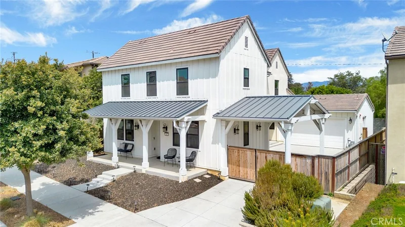 62 Los Altos Street, Ventura, CA 93004