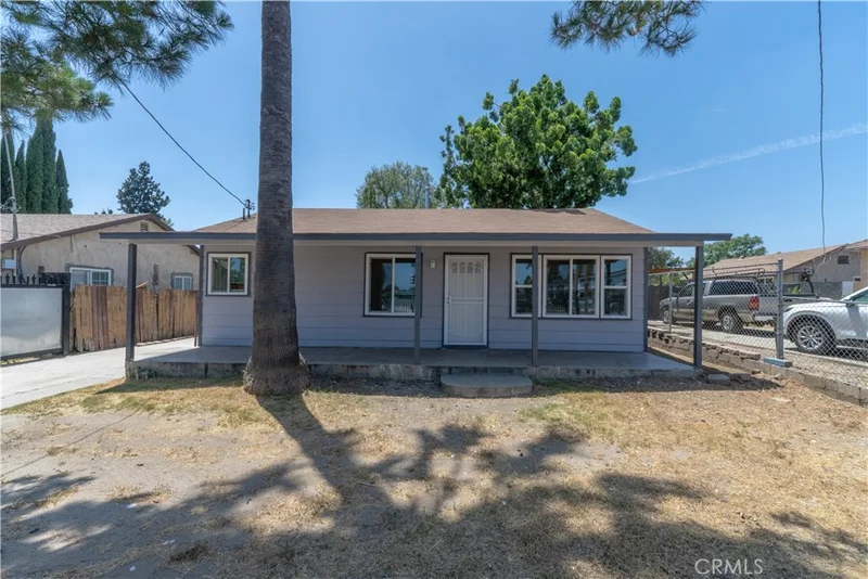 10010 Cedar Avenue, Bloomington, CA 92316