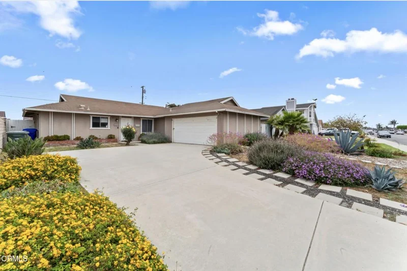 1904 N 7th Street, Port Hueneme, CA 93041