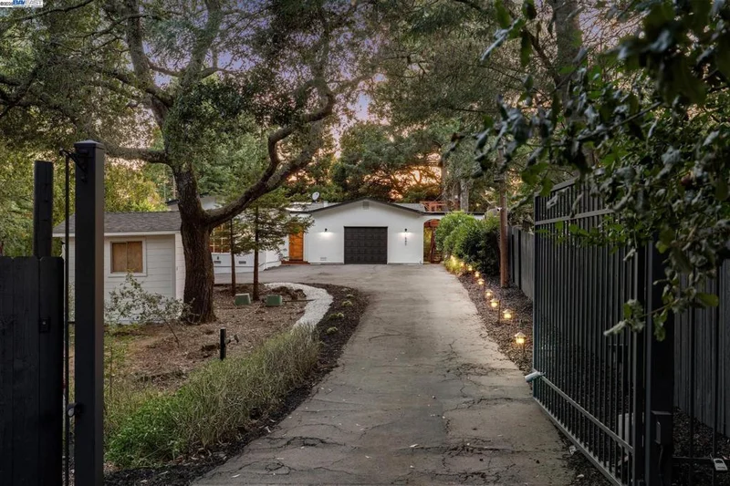 1840 Thornsberry Rd, Sonoma, CA 95476