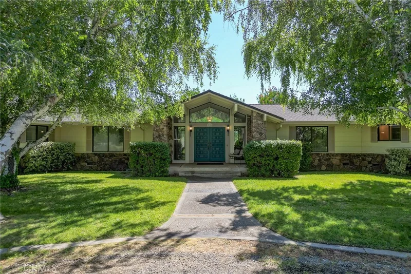 25185 66th Avenue, Los Molinos, CA 96055