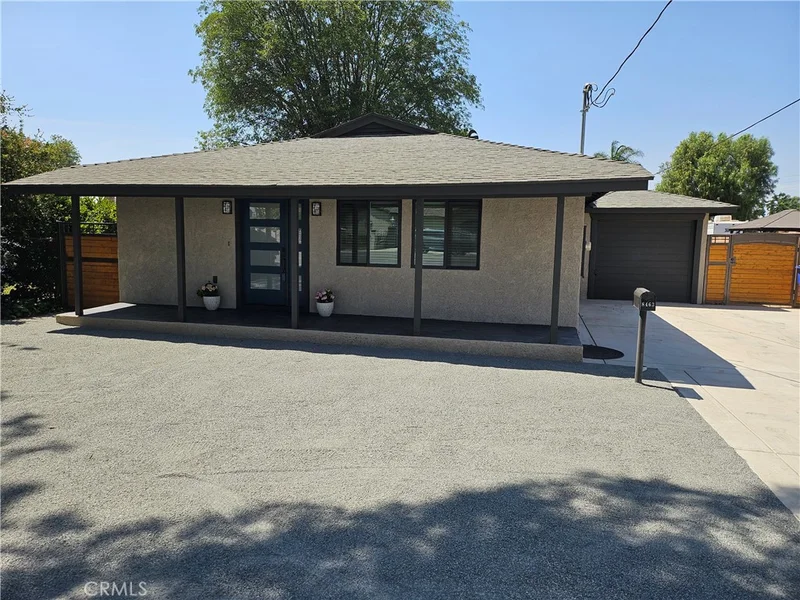 8463 California Avenue, Riverside, CA 92504
